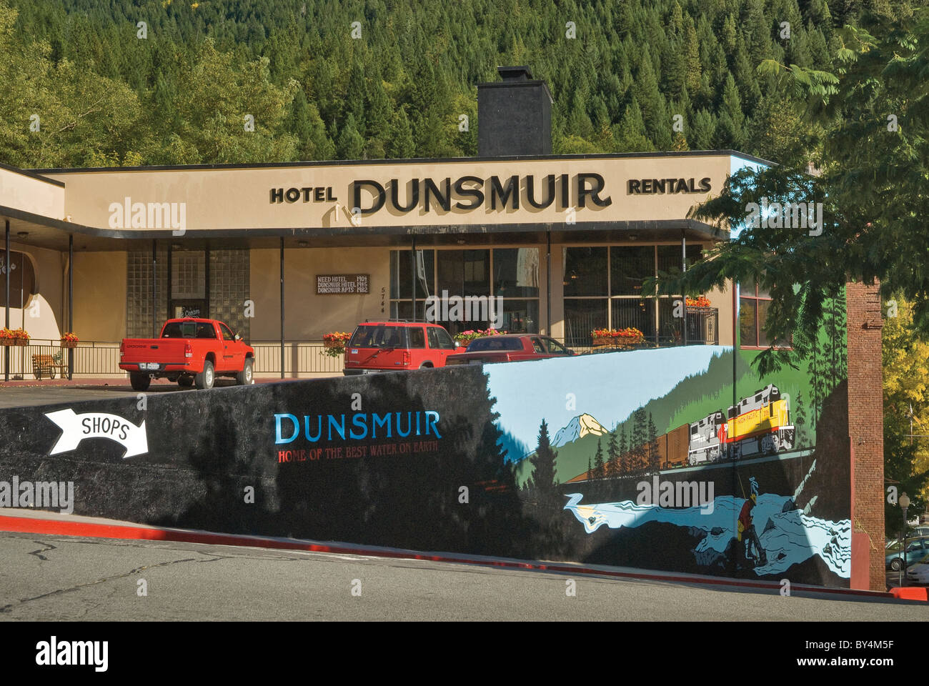 Dunsmuir avenue hires stock photography and images Alamy