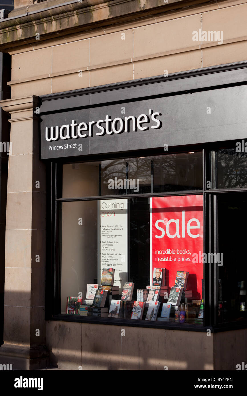 Waterstones store in Edinburgh Stock Photo Alamy