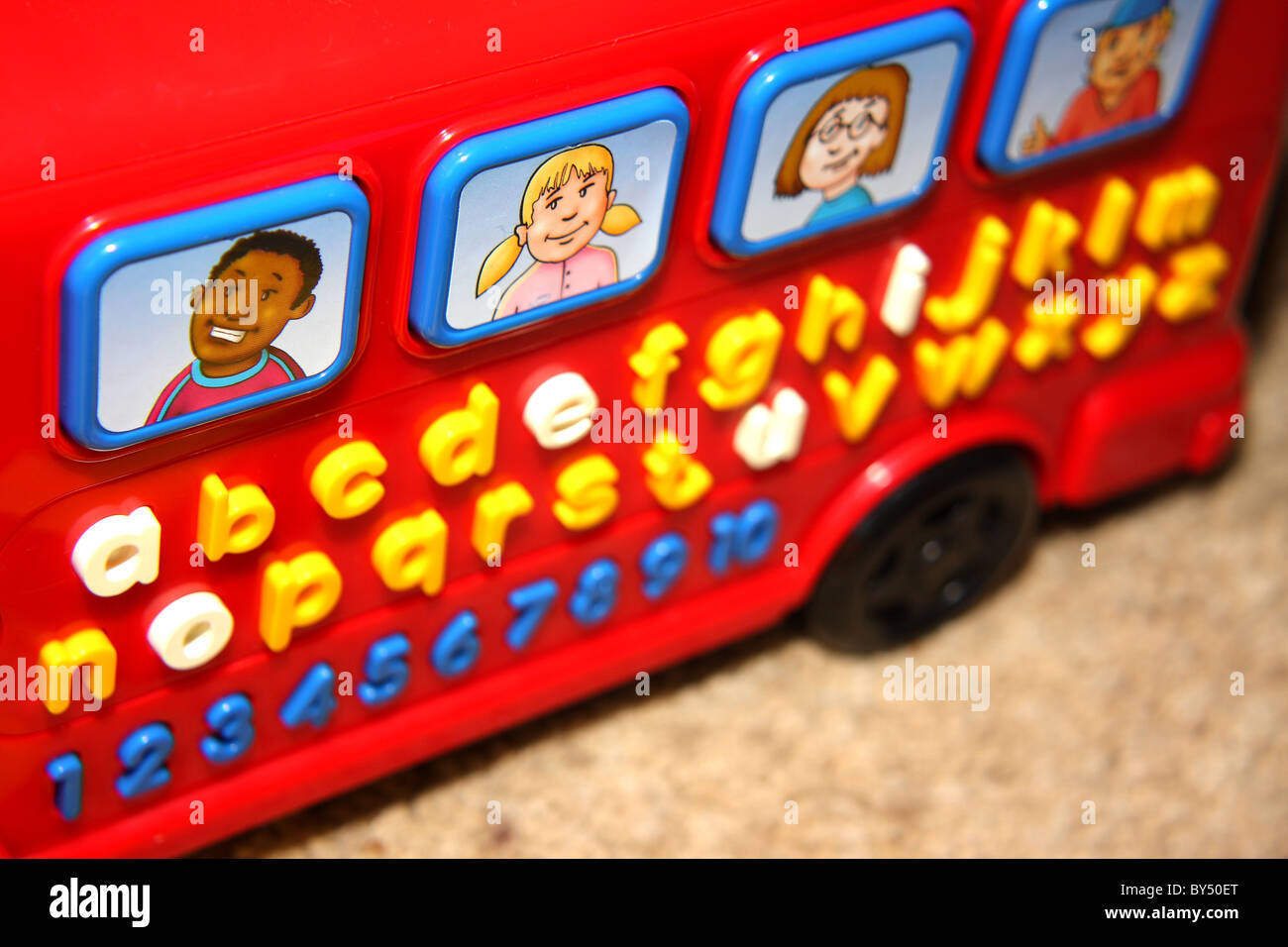 vtech alphabet learning bus