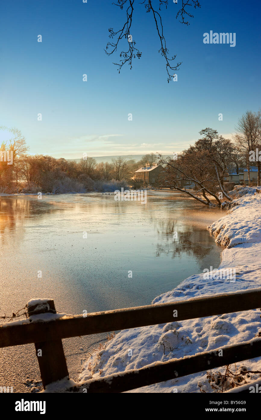 River Wharfe at High Mill, Addingham on a cold winter's morning. Picture taken from the Dales Way footpath Stock Photo