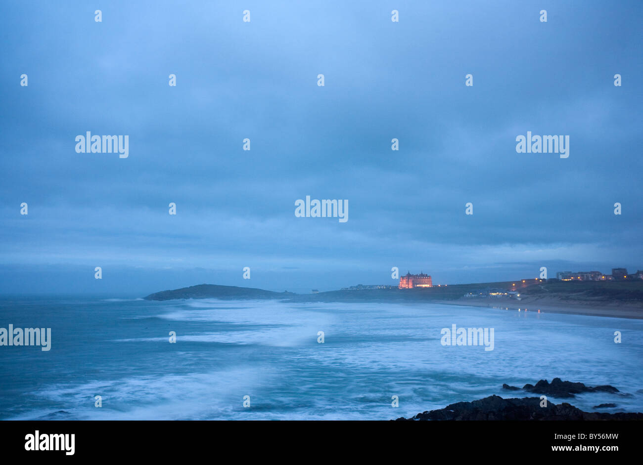 Looking across Fistral Bay to the Headland Hotel Stock Photo