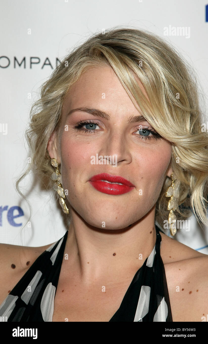 BUSY PHILIPPS RELATIVITY MEDIA AND THE WEINSTEIN COMPANY 2011 GOLDEN GLOBES AFTER PARTY BEVERLY HILLS LOS ANGELES CALIFORNIA Stock Photo