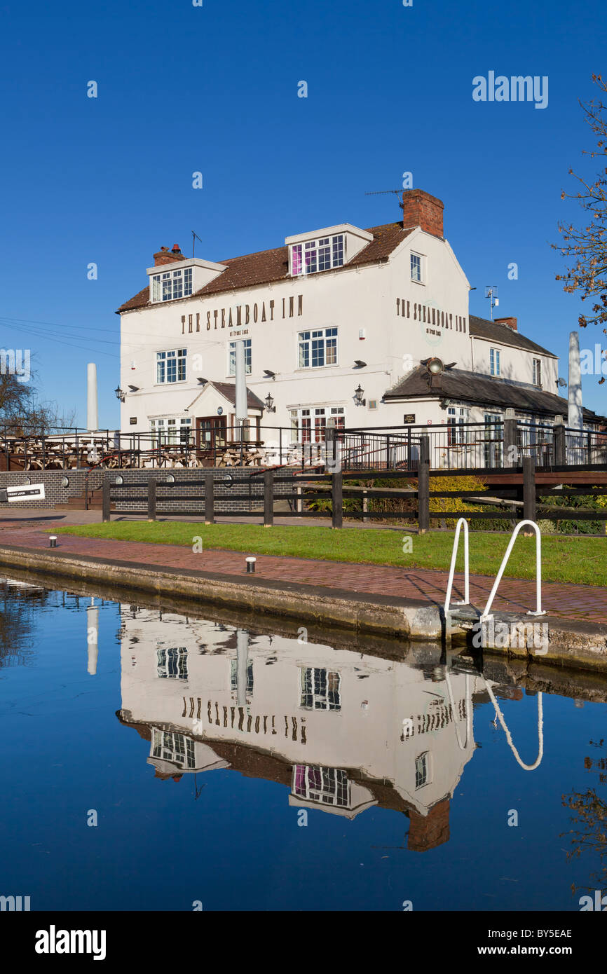 Erewash canal and Steamboat pub at Trent Lock Sawley near Long Eaton