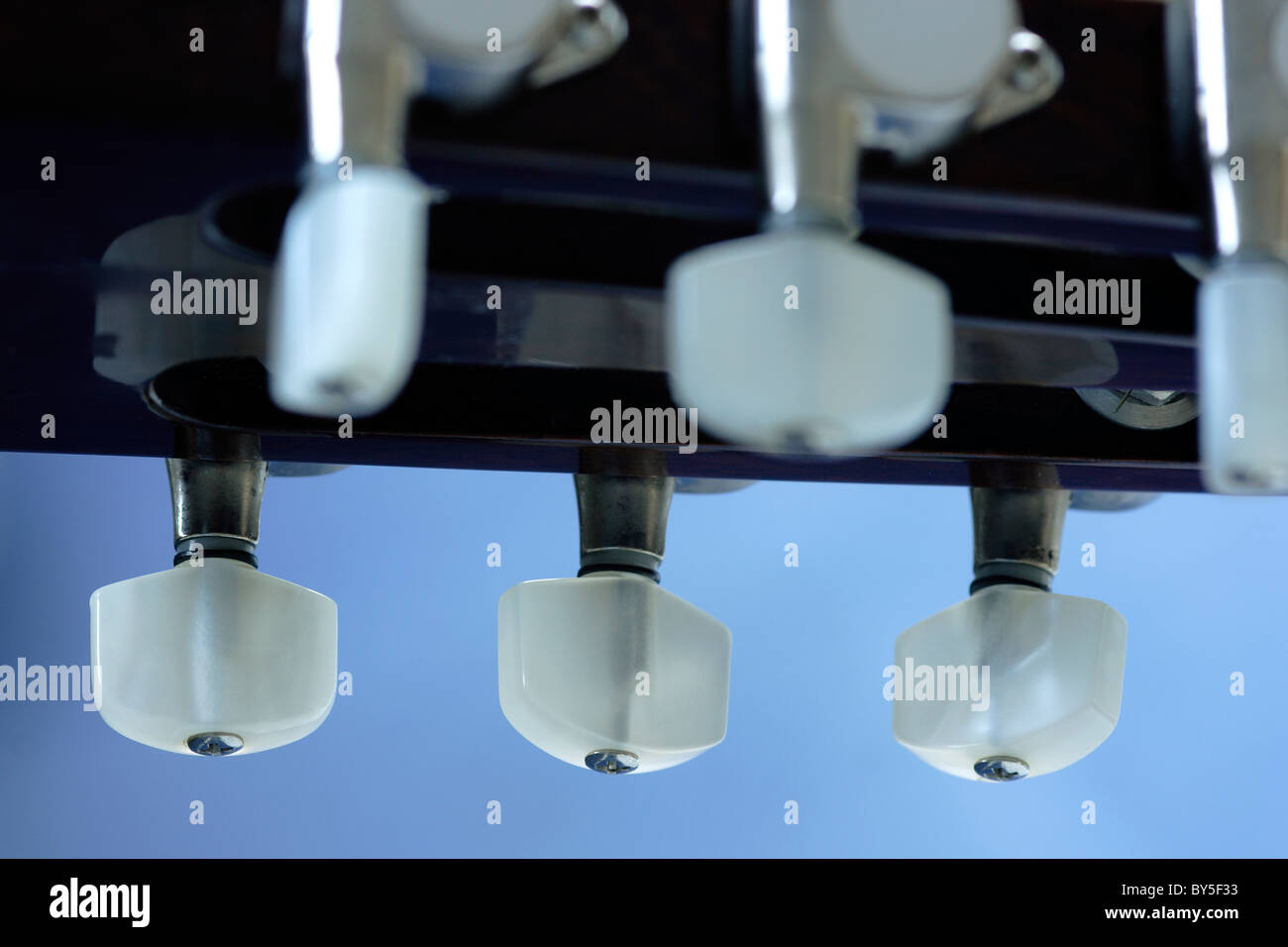 machine heads used for tuning on an acoustic guitar Stock Photo - Alamy