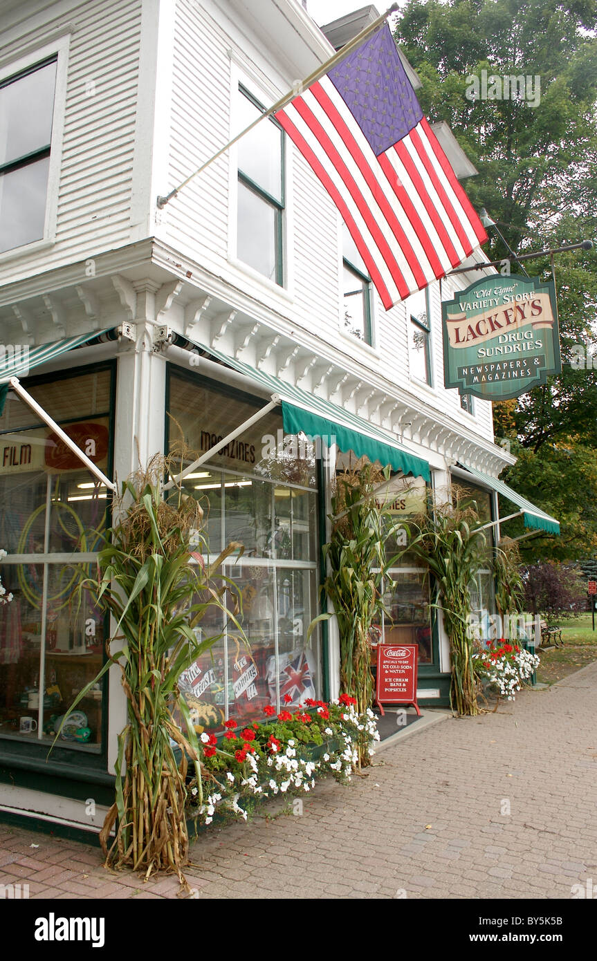 Lackey's General Store in Stowe, Vermont Stock Photo Alamy
