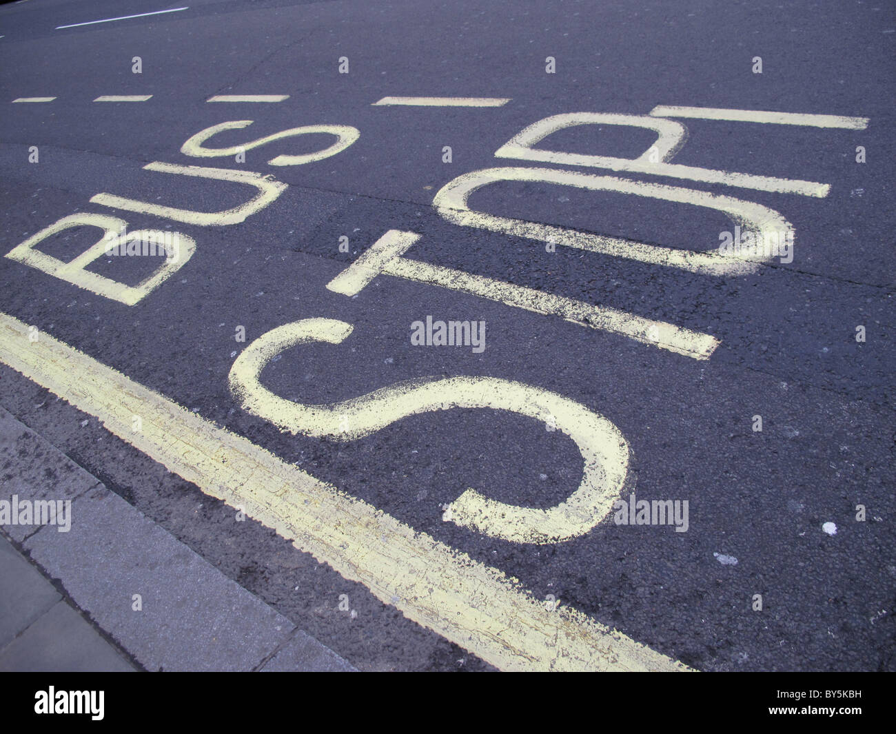 Tfl bus stop hires stock photography and images Alamy
