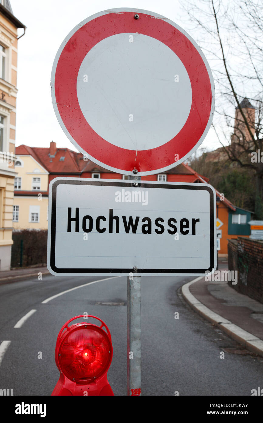 Hochwassser - Durchfahrt verboten; German road sign 'no vehicles' because flood Stock Photo