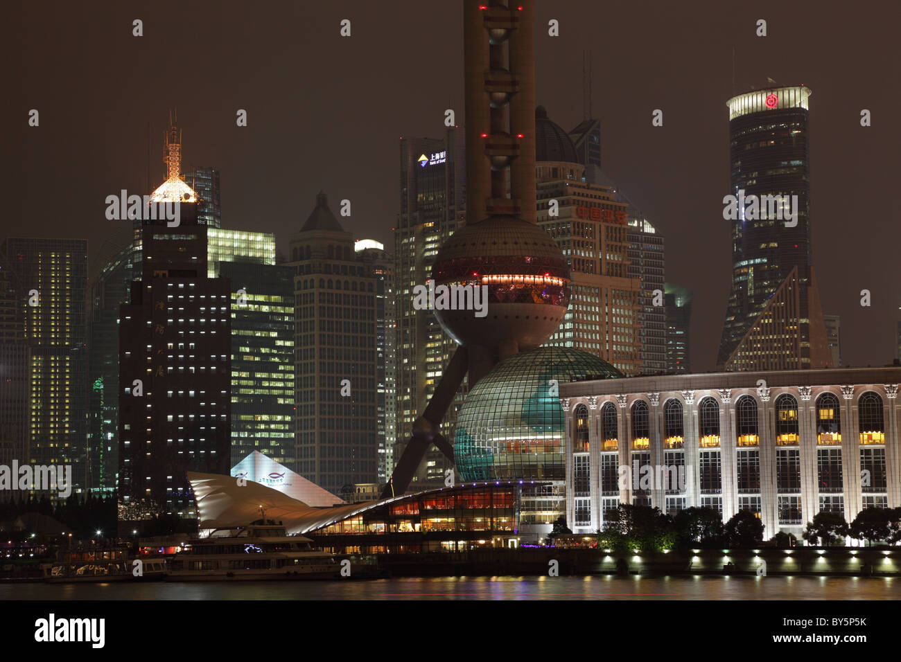 Shanghai pudong night hi-res stock photography and images - Alamy
