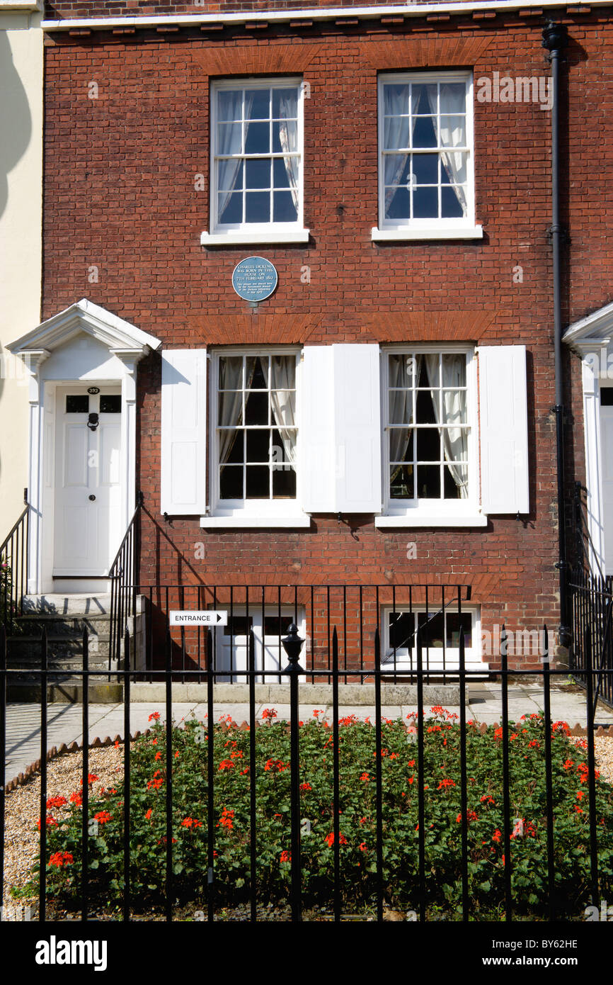 Charles dickens birthplace museum hi-res stock photography and images ...