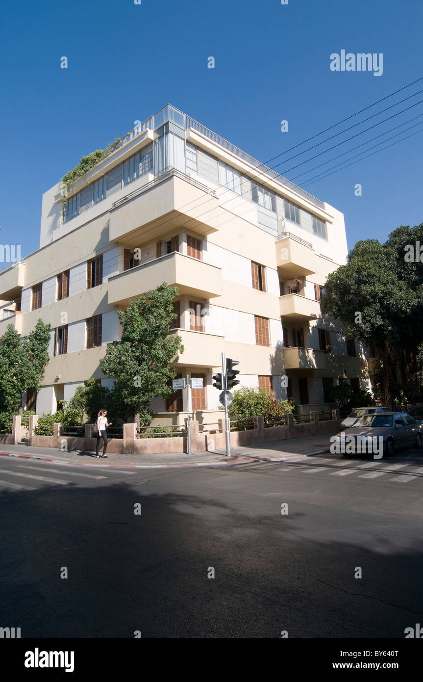 Israel, Tel Aviv, Bauhaus Architecture in Rothschild Boulevard No. 90 Stock Photo