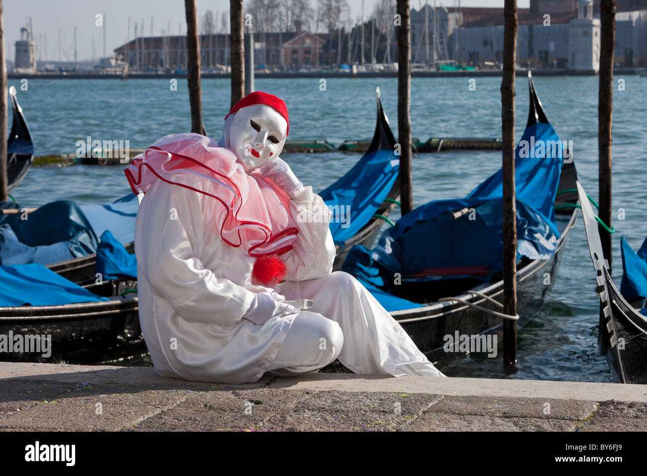 White and red Venice Carnival costume Stock Photo - Alamy
