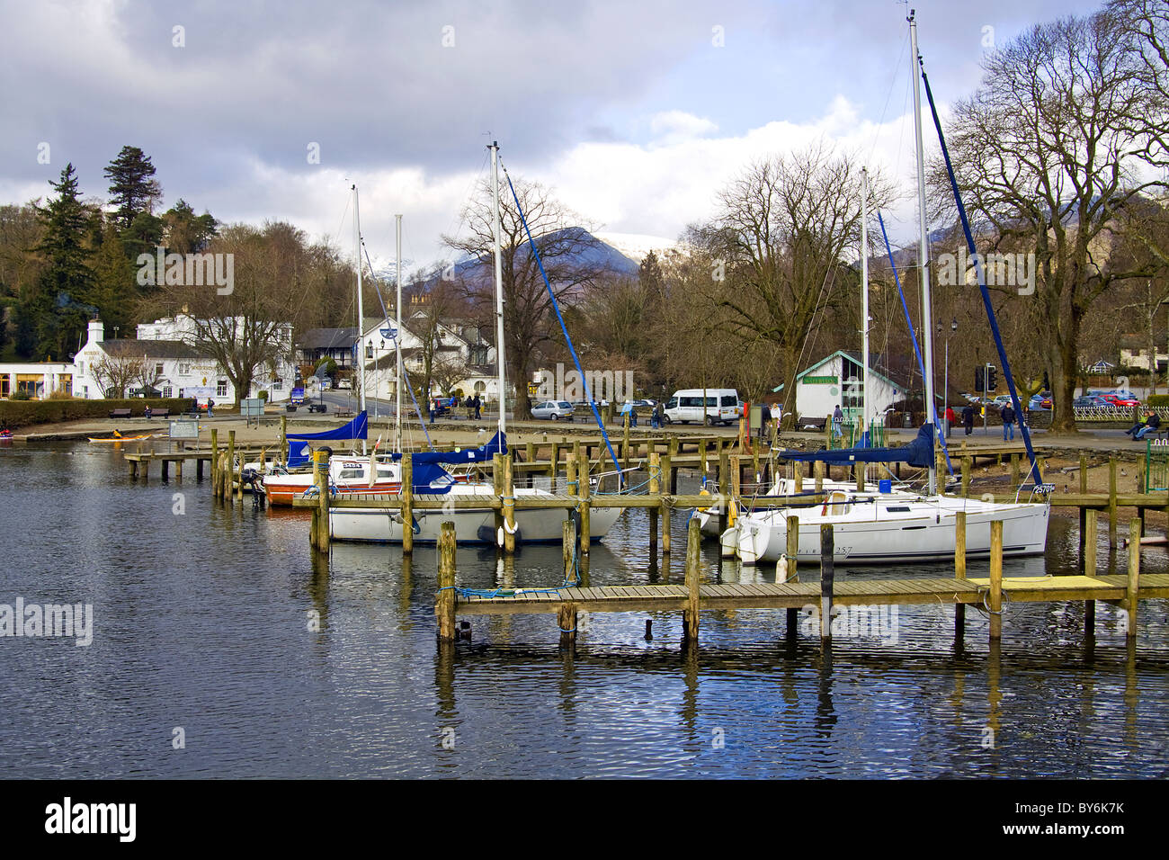 Boat moorings at Waterhead Ambleside on Lake Windermere Stock Photo Alamy