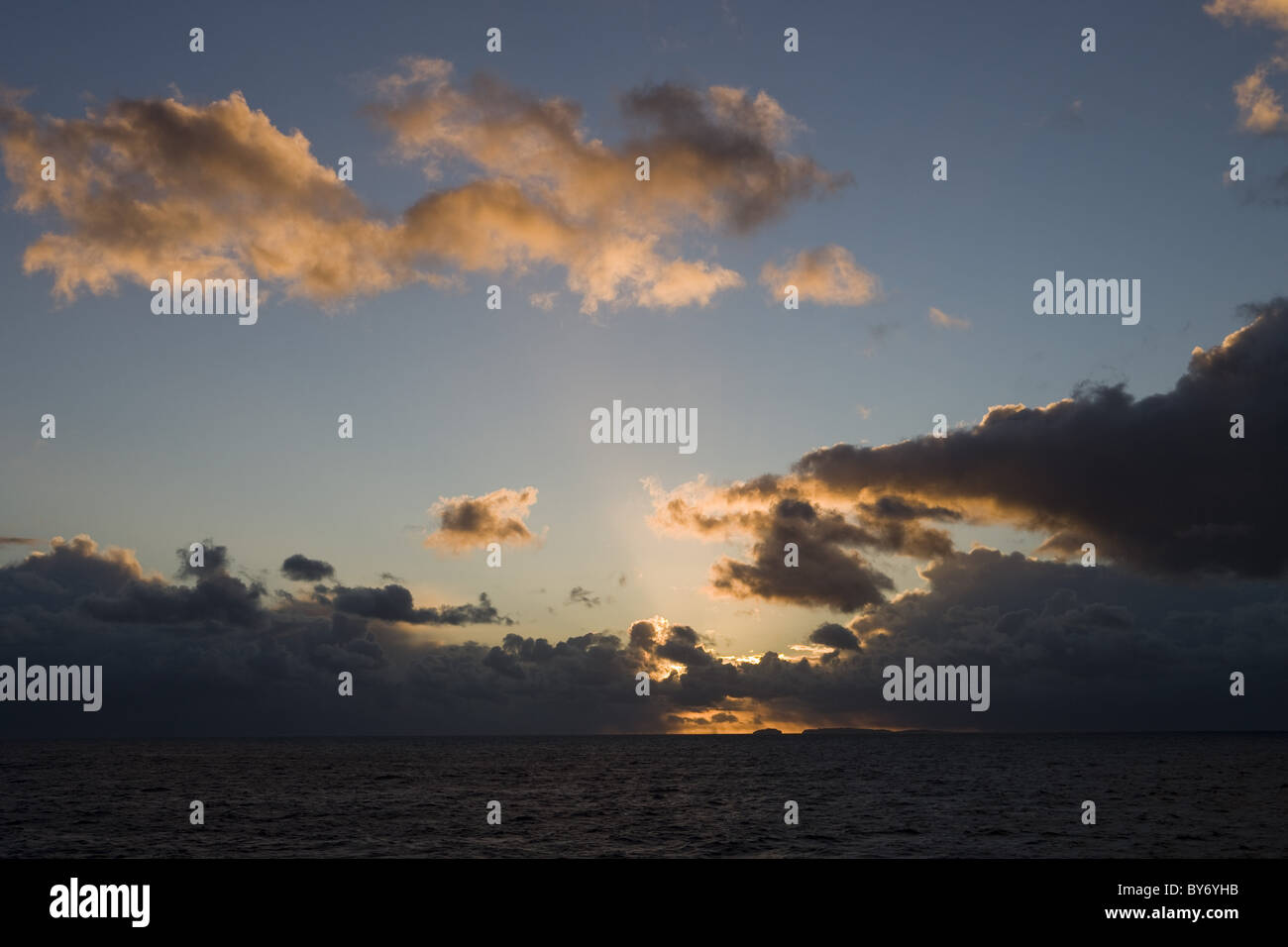 Isla chilena hi-res stock photography and images - Alamy