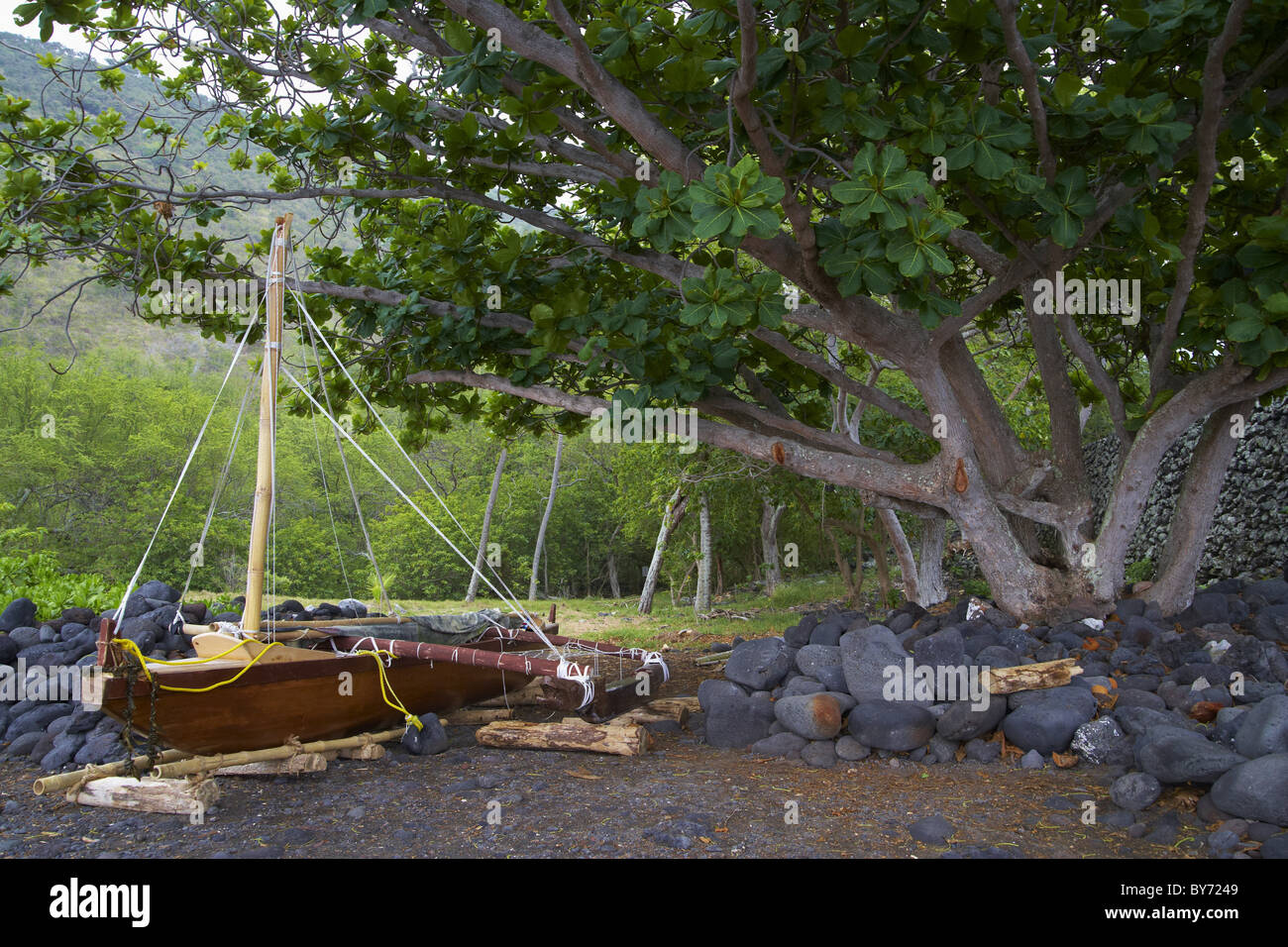 Ship at Captain Cook monument at Kealakekua Bay, Big Island, Hawaii, USA, America Stock Photo