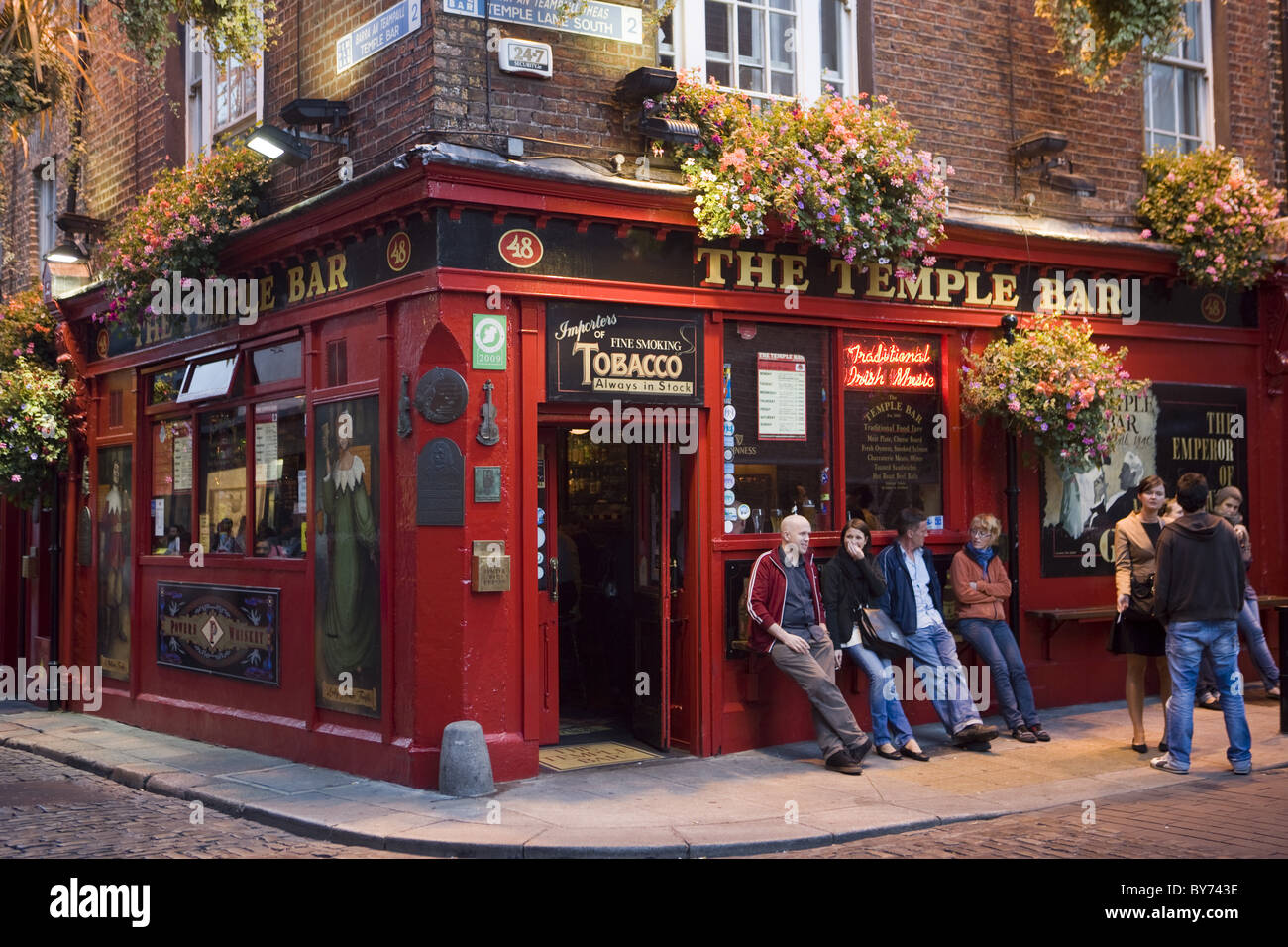 Rear view of people at bar hi-res stock photography and images - Alamy
