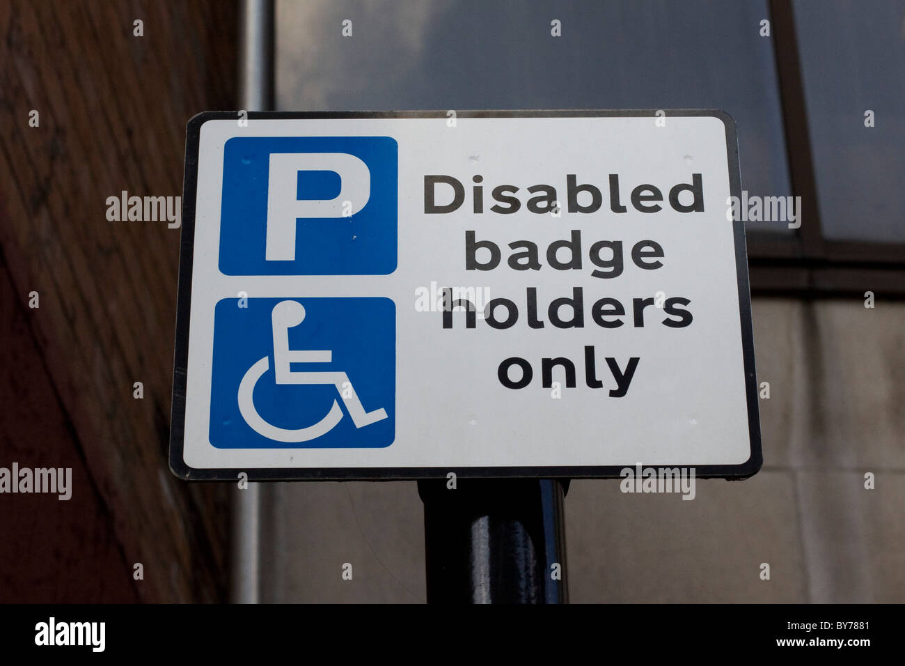 A Disabled Parking Sign Stock Photo - Alamy