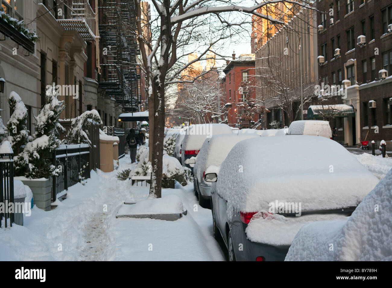 New York street after a snow storm on 81st street, Manhattan Stock Photo