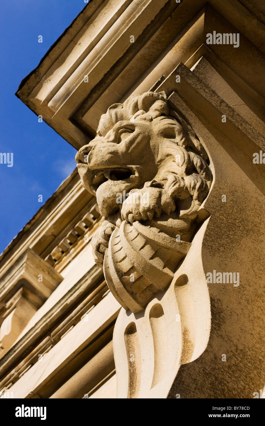 Lion gargoyle hires stock photography and images Alamy