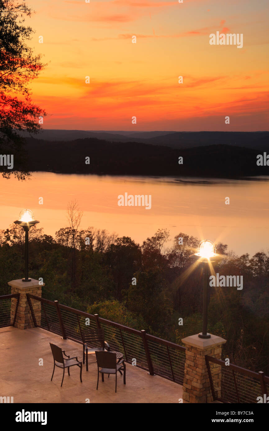 Terrace lake mountains hires stock photography and images Alamy