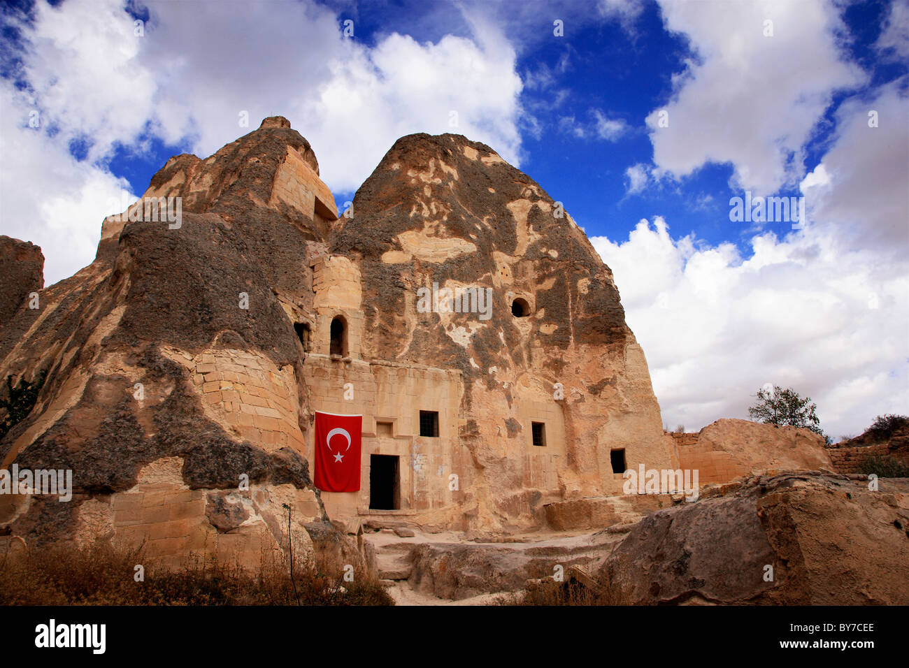 Turkey, Cappadocia, Nevsehir.  Rock cut Keslik (Archangel) monastery, between Sinassos (Mustafapasa) and Cemilkoy villages Stock Photo