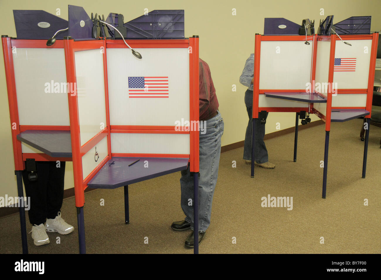 North Carolina,NC,South,Tar Heel State,Hayesville,small town,election,voting,government,local politics,early vote,voting,polling booth,secrecy,confide Stock Photo
