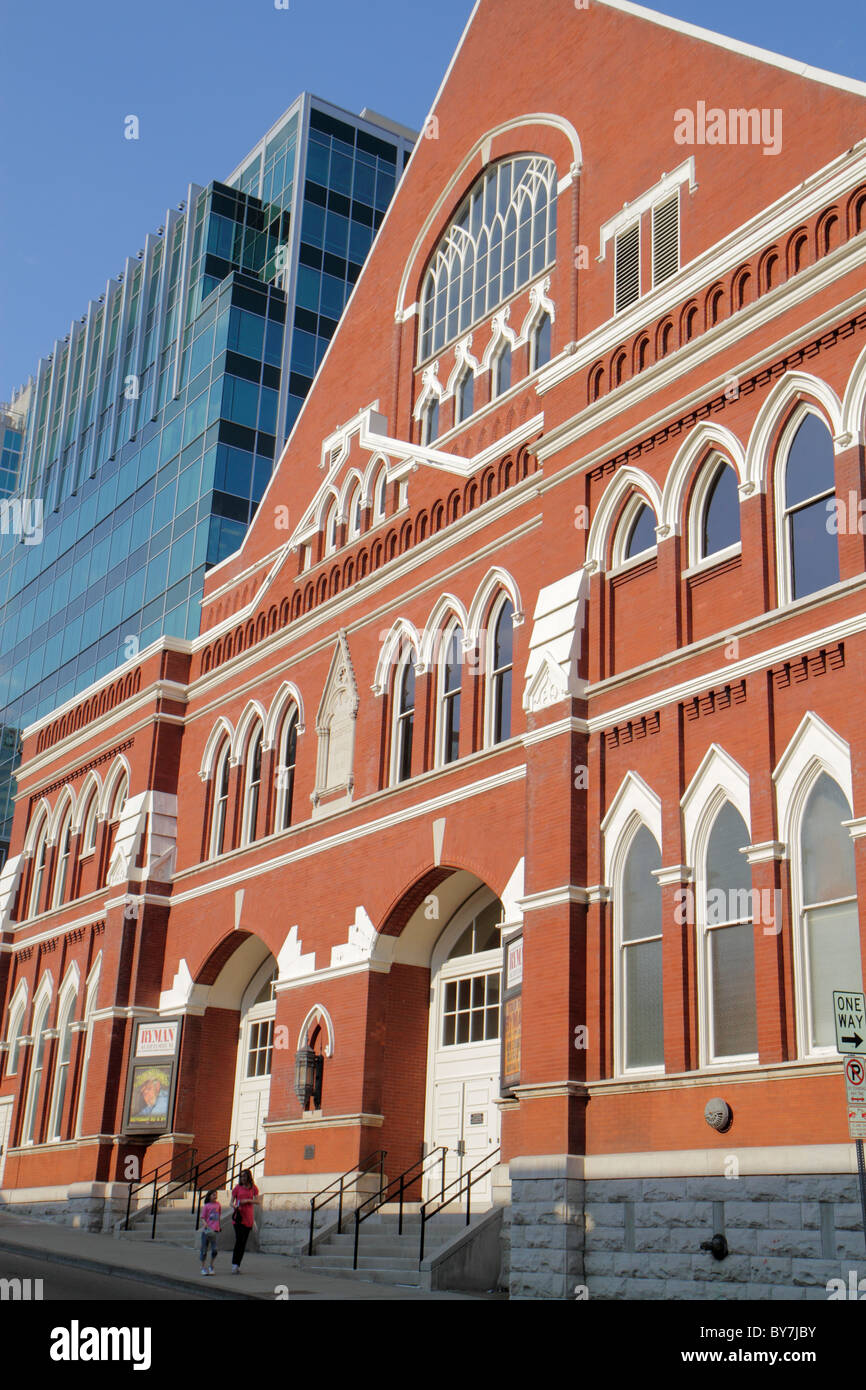 Tennessee Nashville,Ryman Auditorium,1892,Grand Ole Opry,original home,country music,hillbilly,outside exterior,front,entrance,red brick,entrance,fron Stock Photo