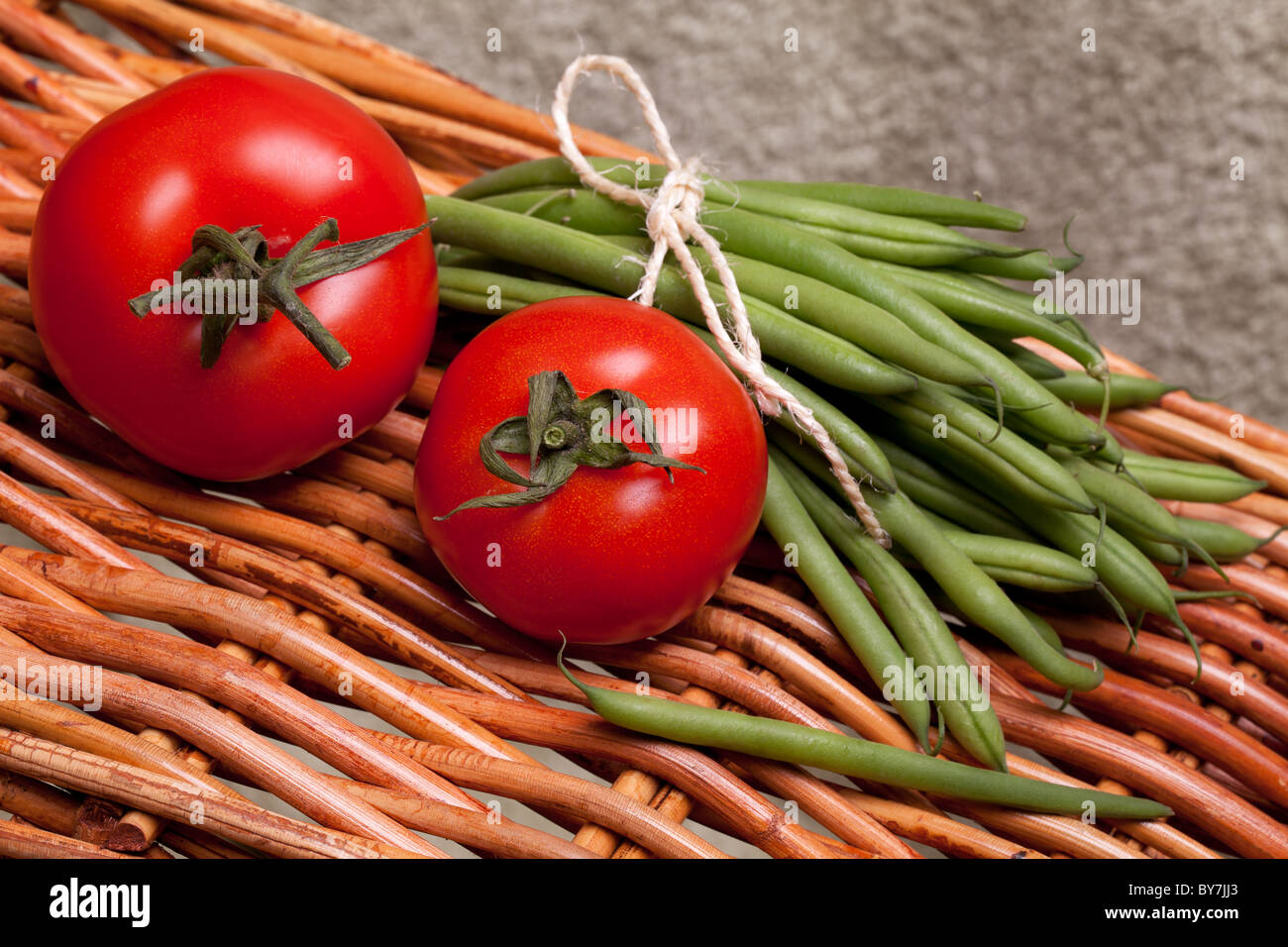 Food Vegetables Tomatoes and green beans Stock Photo Alamy