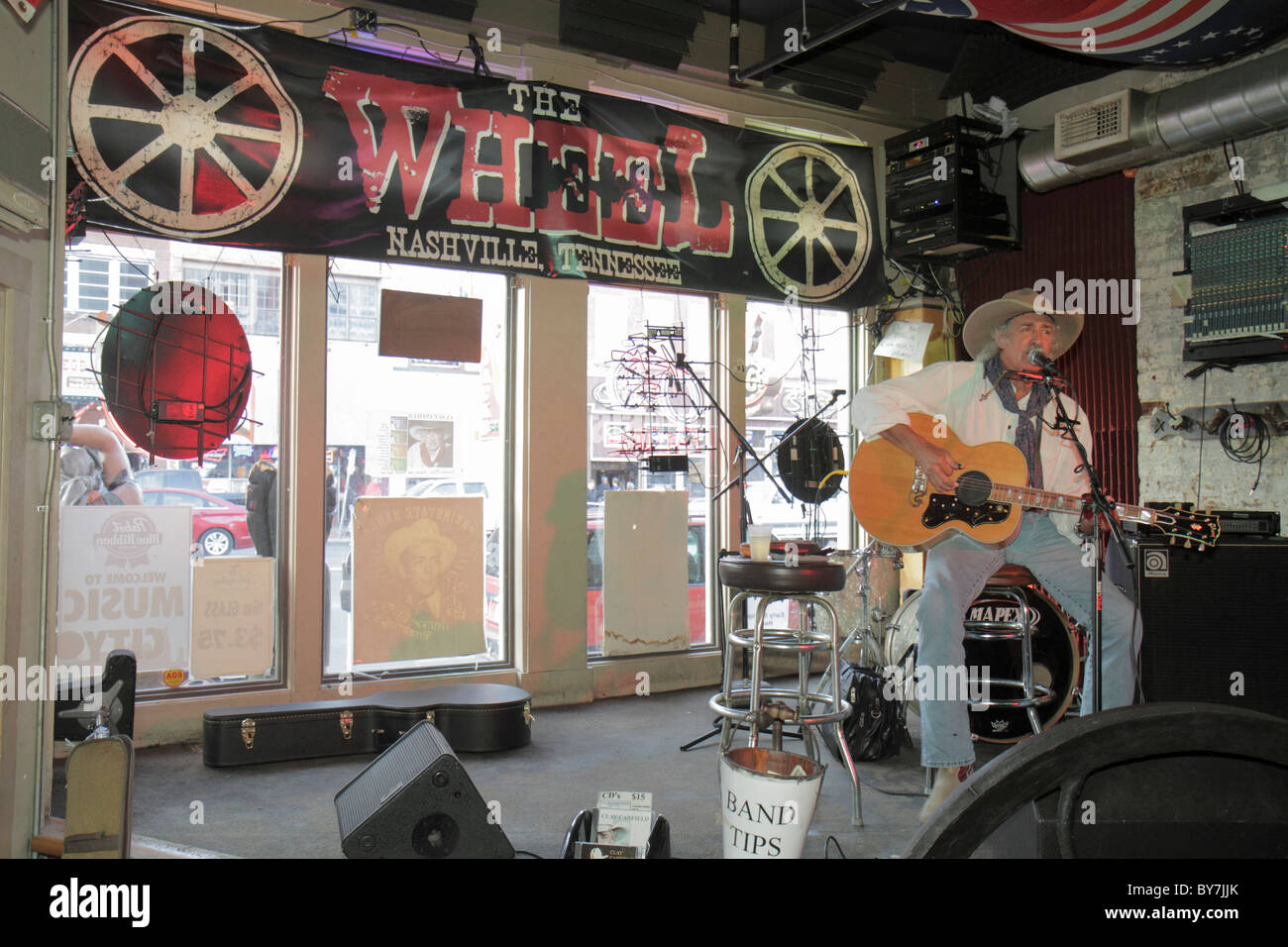 Nashville Tennessee,Music City USA,downtown,Lower Broadway,The Wheel,bar bars lounge pub,live entertainment,honky tonk,stage,musician,playing,sing,per Stock Photo