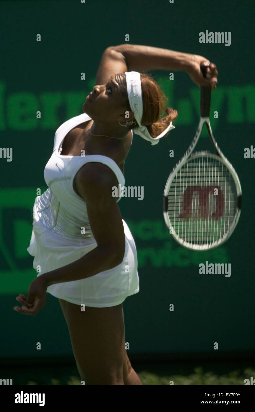 Serena Williams (USA) competing at the Nasdaq 100 Tennis, March 28, 2004. Stock Photo