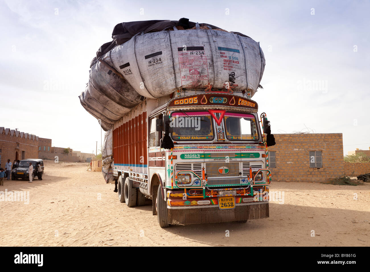 India, Rajasthan, Overloaded lorry Stock Photo