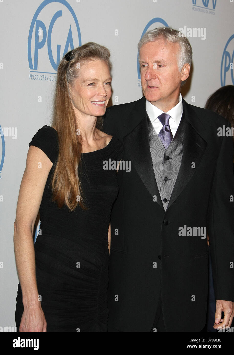 SUZY AMIS JAMES CAMERON 22ND ANNUAL PRODUCERS GUILD OF AMERICA AWARDS BEVERLY HILLS LOS ANGELES CALIFORNIA USA 22 January 20 Stock Photo