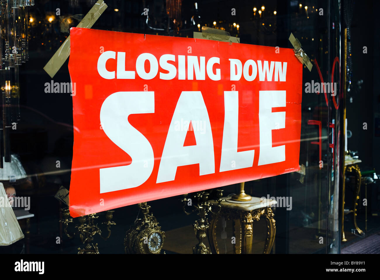 Closing Down Sale in shop window, London, England, UK, Europe Stock Photo