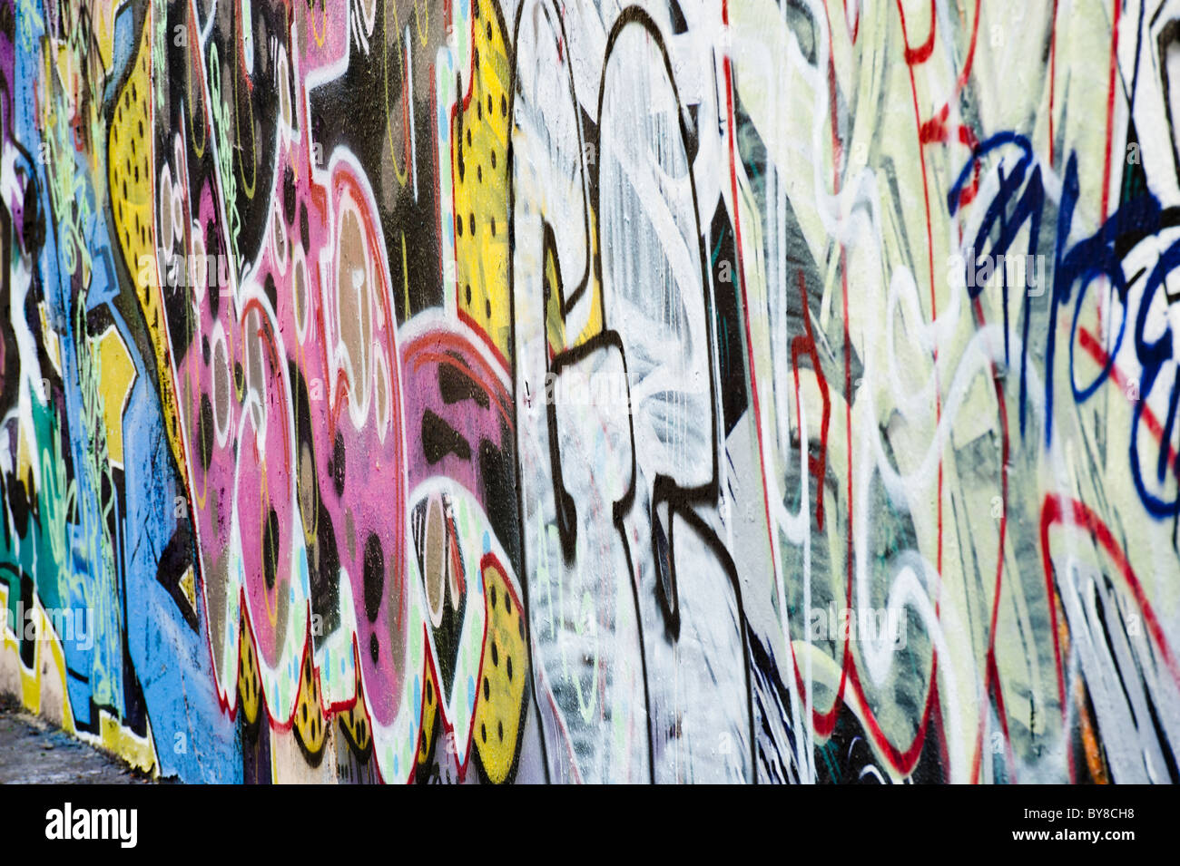 Graffiti wall writing art hires stock photography and images Alamy