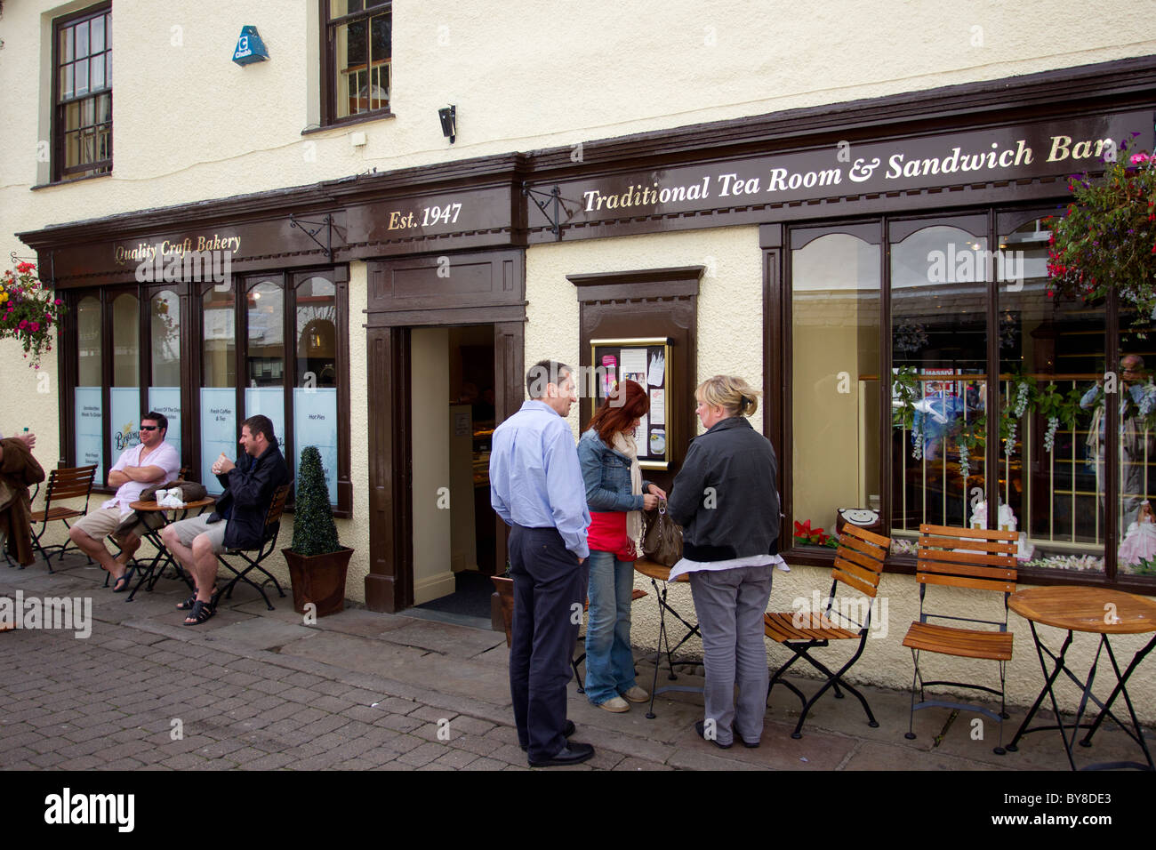 Ash street bowness on windermere hires stock photography and images Alamy