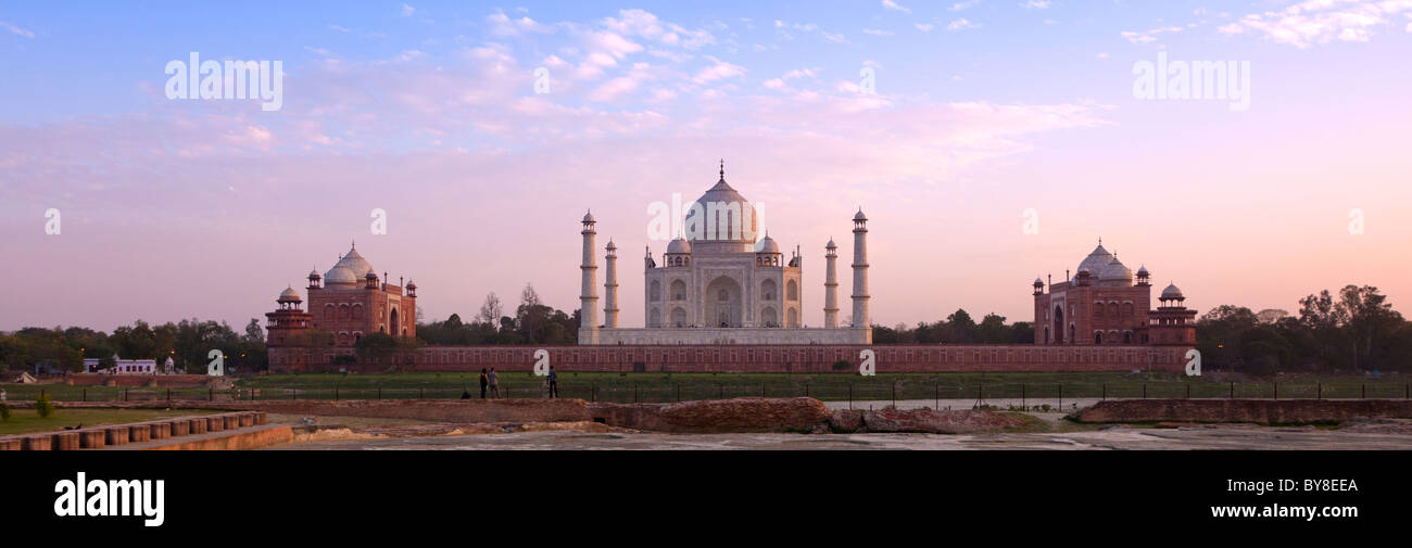 India, Uttar Pradesh, Agra, Indian tourists watching sun setting near ...