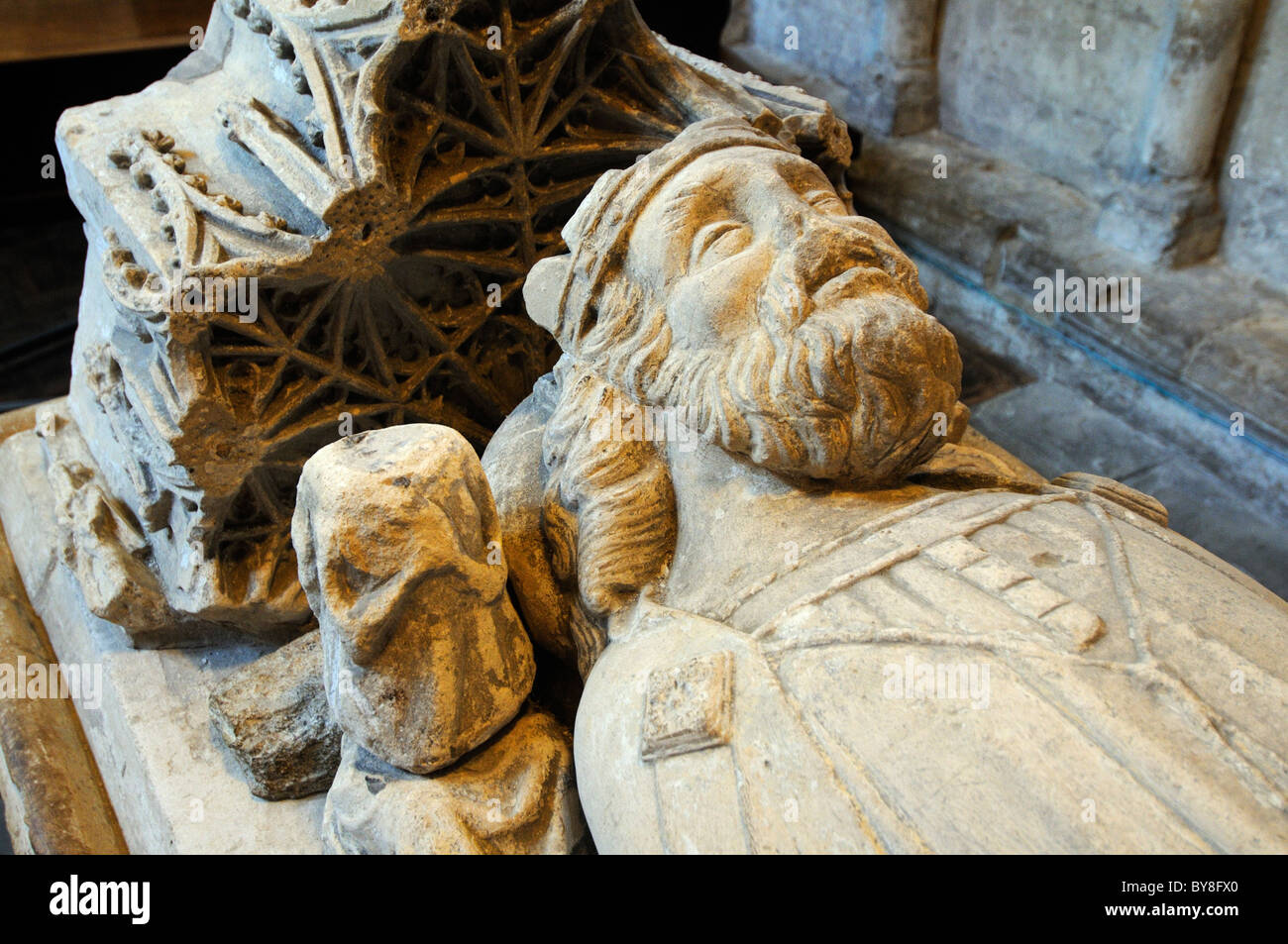 The tomb of King Athelstan in Malmesbury Abbey Stock Photo Alamy