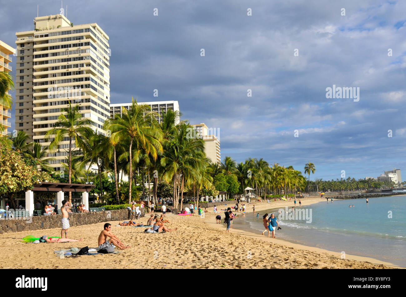 Waikiki beach enjoy the sun hi-res stock photography and images - Alamy