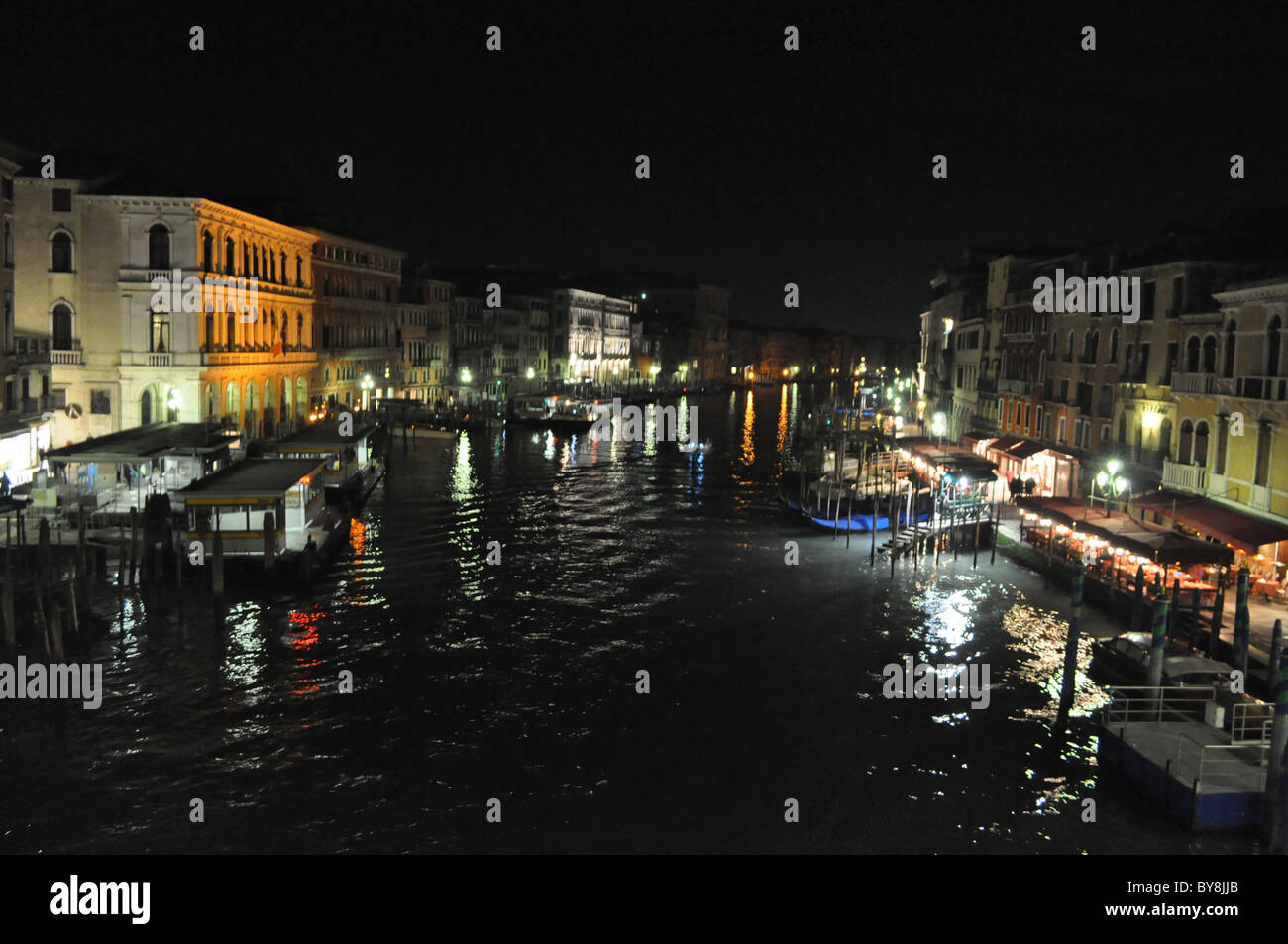 Canal grande night venice hi-res stock photography and images - Alamy