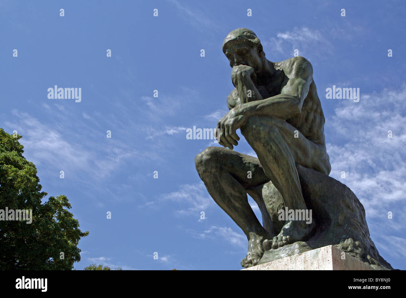 Sculpture of 'The Thinker' by Auguste Rodin (1840-1917) in the gardens of the Rodin Museum, Paris Stock Photo