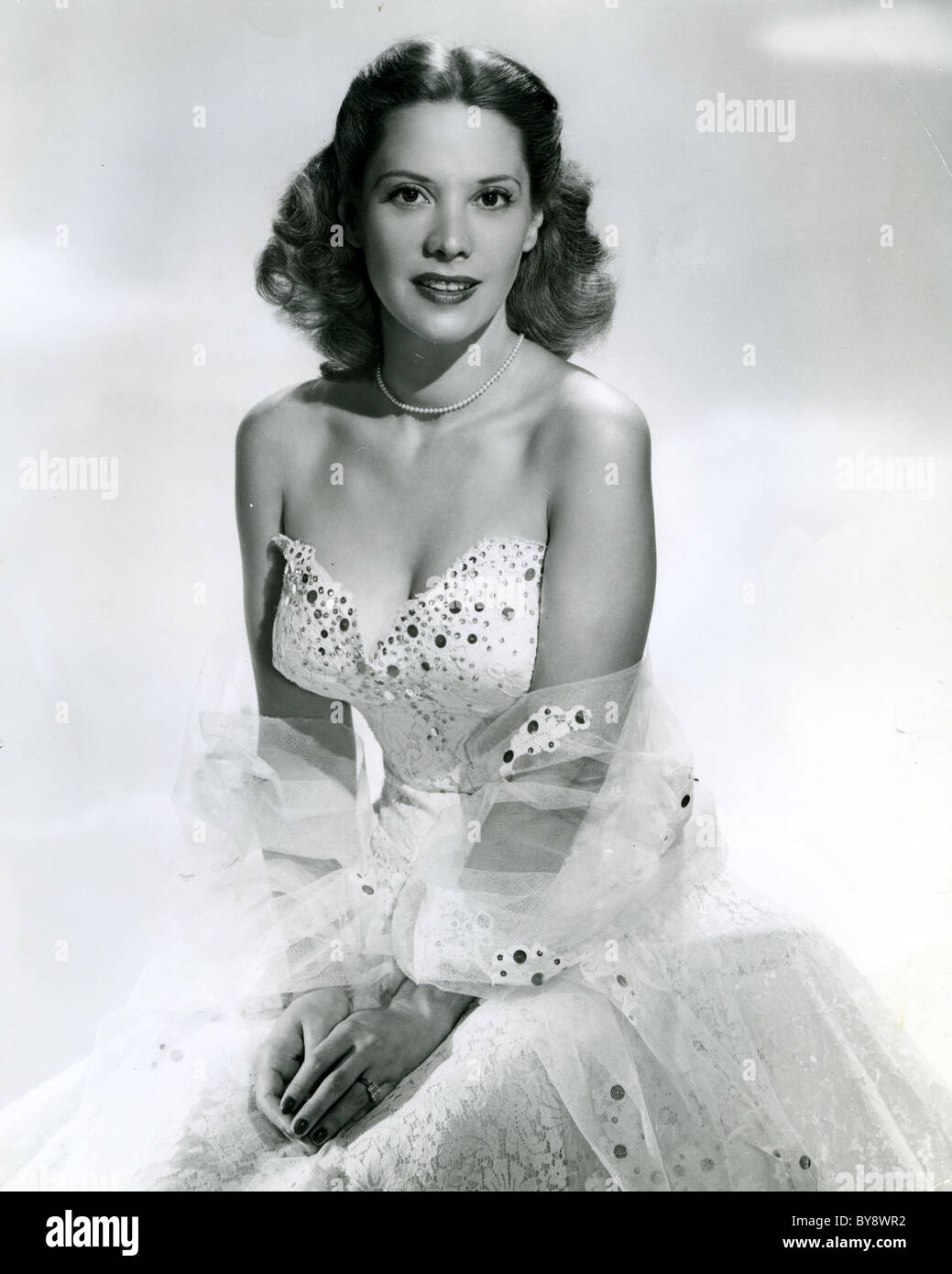 DINAH SHORE (1916 1994) US singer and film actress Stock Photo Alamy