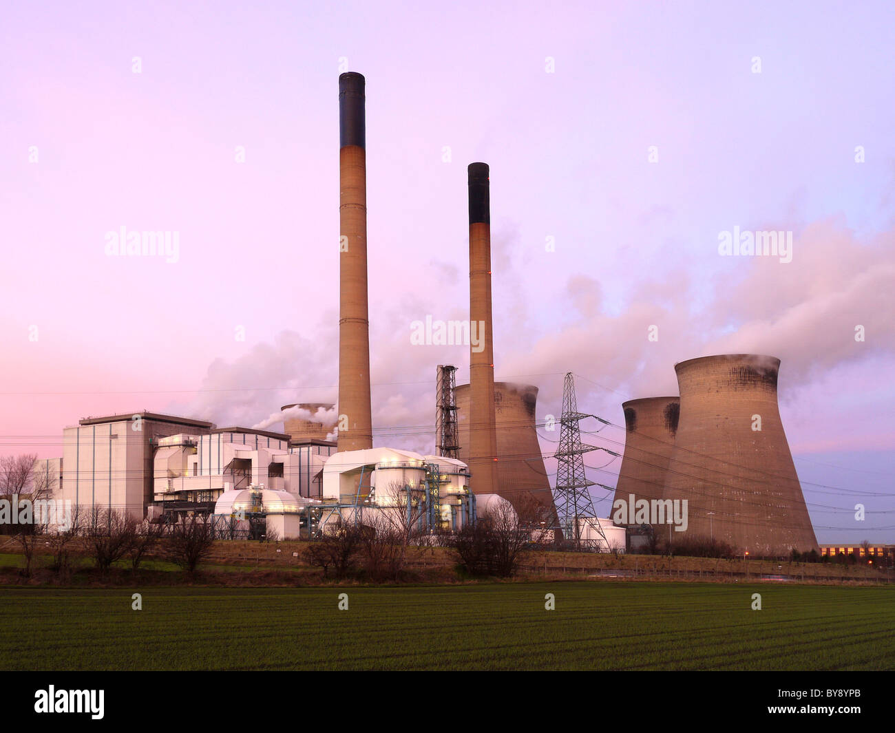 Ferrybridge coal fired Power Station, Yorkshire, England, UK Stock Photo