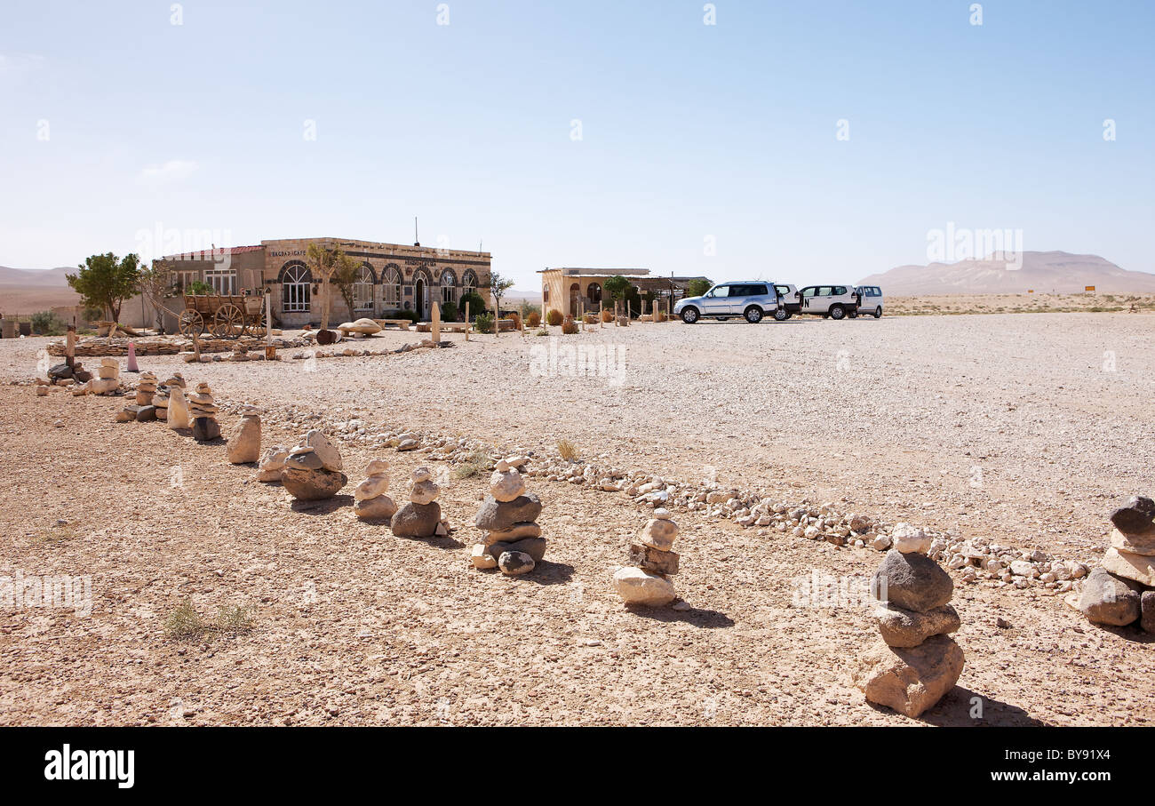 'Bagdad cafe'; an opportunity for a stop-over on the desert road between Damascus and Palmyra, Syria Stock Photo