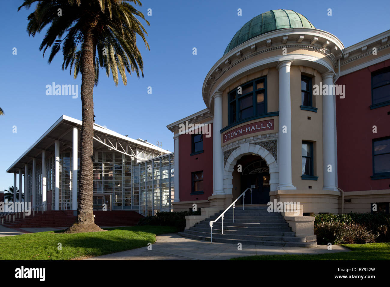 Emeryville california hires stock photography and images Alamy