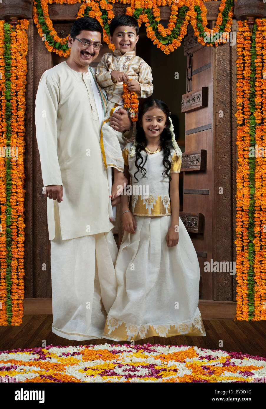 Portrait of a South Indian family Stock Photo - Alamy