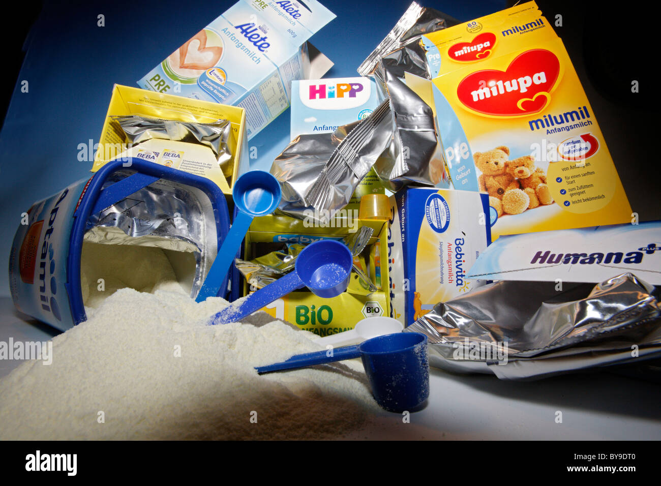 Baby food containing unnecessary aluminum, early milk powder from Alete, Hipp, Milupa, Humana, Aptamil, Beba Stock Photo