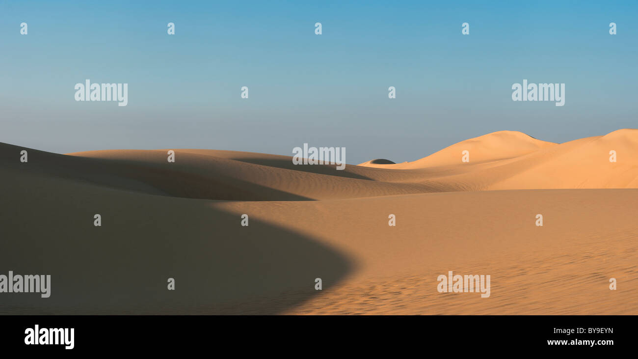 Sand dunes in White Desert National Park, Libyan Desert, Sahara, Egypt, North Africa Stock Photo