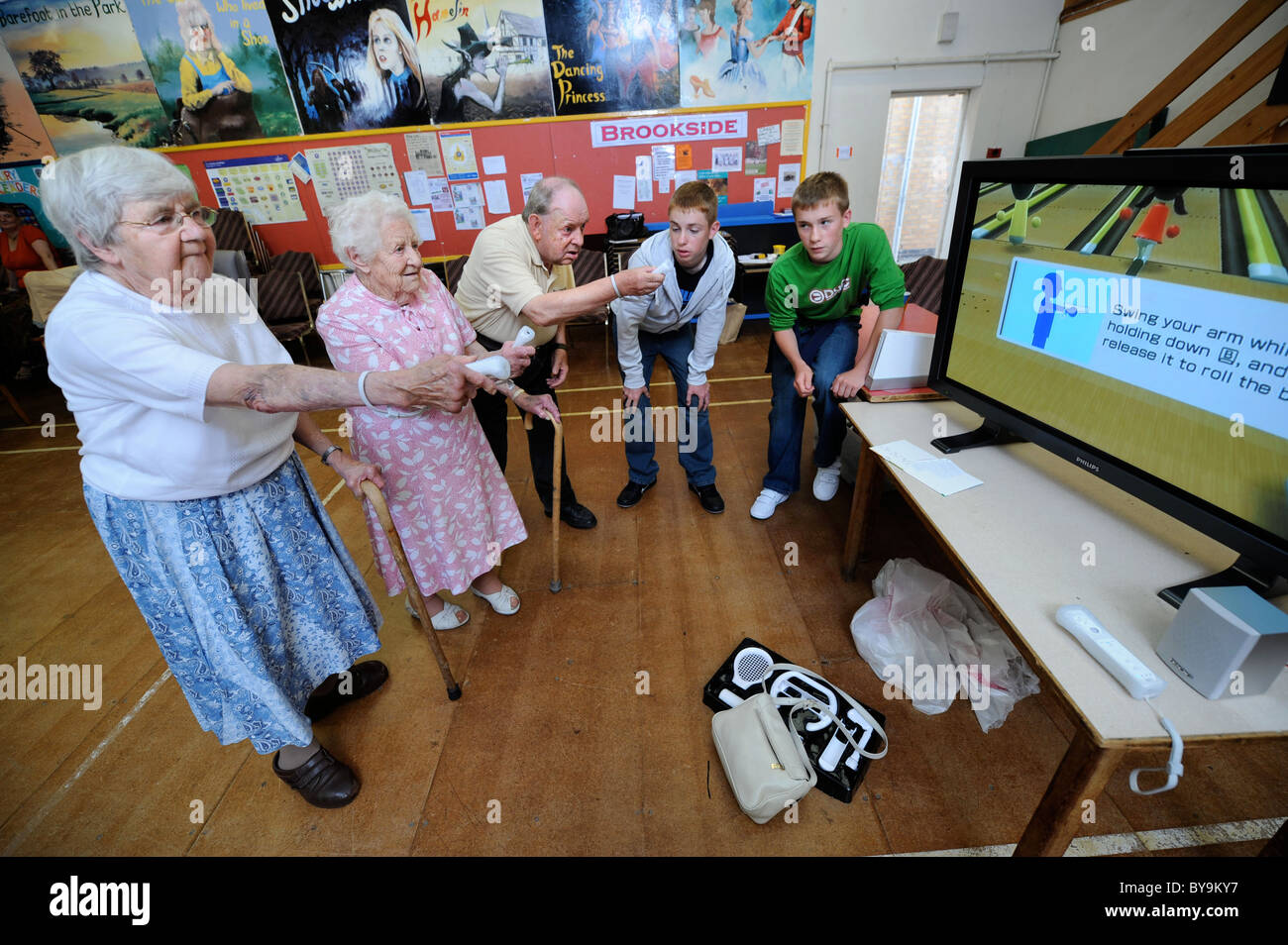 The Brookside Day Centre in Tenbury Wells, Worcestershire where Leominster & District Age Concern have introduced Nintendo Wii S Stock Photo