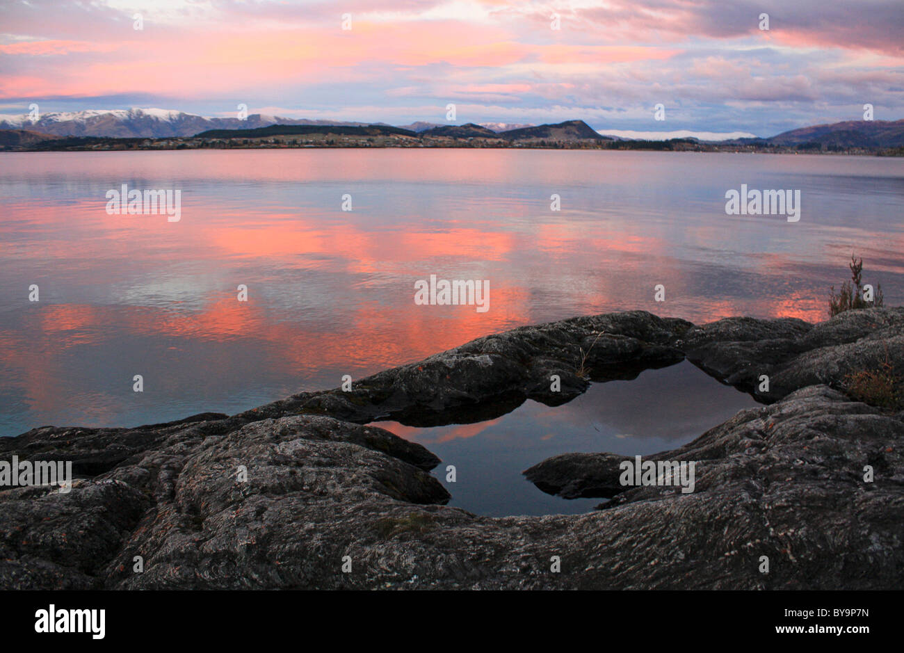Wanaka new zealand sunset hi-res stock photography and images - Alamy