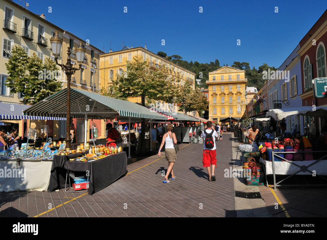 Restaurants and streetcafes at Cours Saleya, Nice, Nizza, Cote d'Azur, Alpes Maritimes, Provence, France, Europe Stock Photo