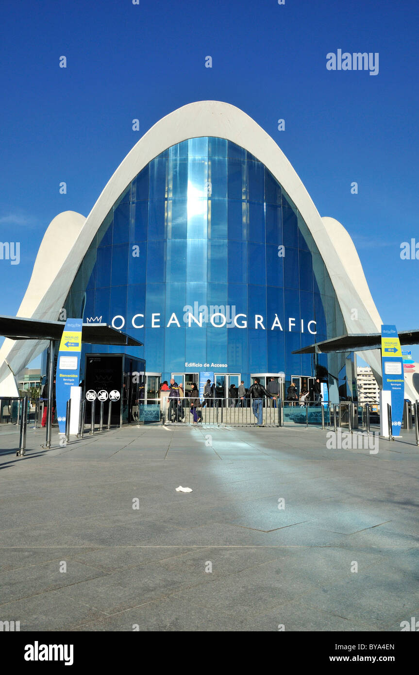 Entrance to the Oceanografic marine park, Ciudad de las Artes y las Ciencias, City of Arts and Sciences, designed by Spanish Stock Photo